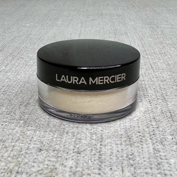 🎁3 for $30🎁 Laura Mercier Translucent Powder mini - Picture 4 of 4